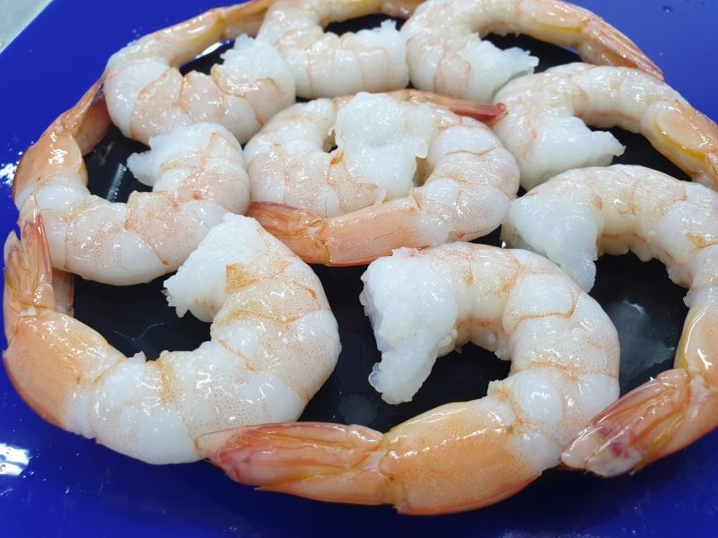 Shrimp prices in Mekong delta positively "warm up" thank to loosening the lockdown